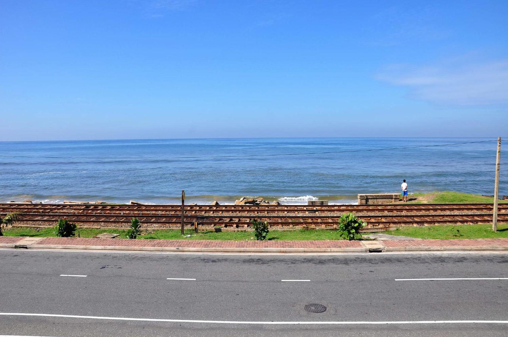 Sea View Hotel Colombo Exterior photo