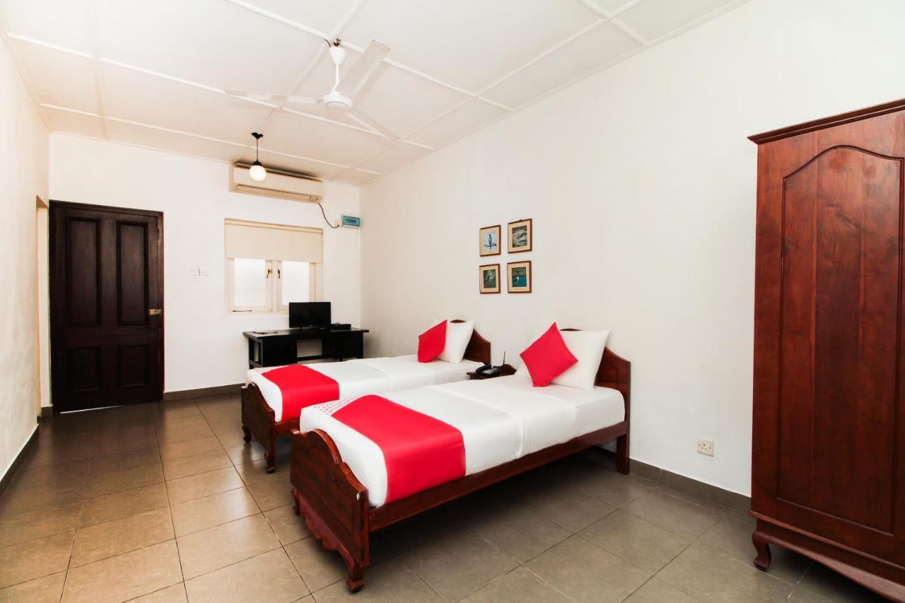 Sea View Hotel Colombo Exterior photo