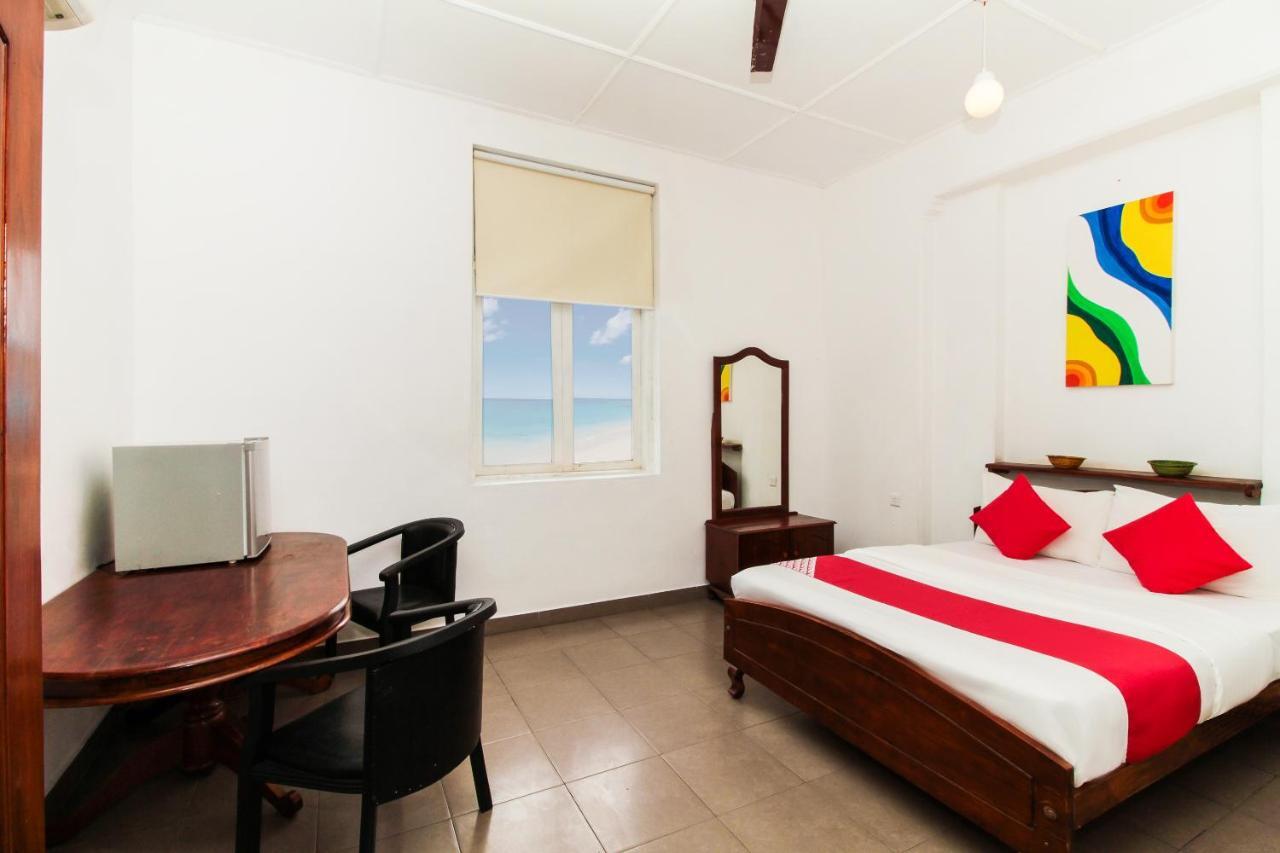 Sea View Hotel Colombo Exterior photo